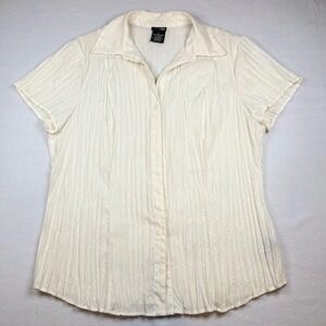 East 5th Woman Cream Pleated Floral Embroidered Button Down Shirt 1X Plus Size